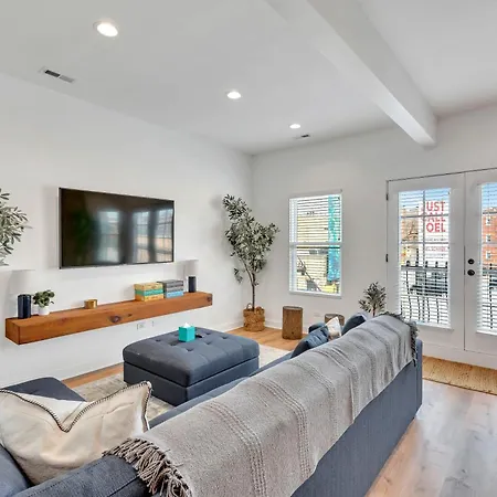 Bright Modern 4Bd 2Ba In The Heart Of Wrigleyville Condo